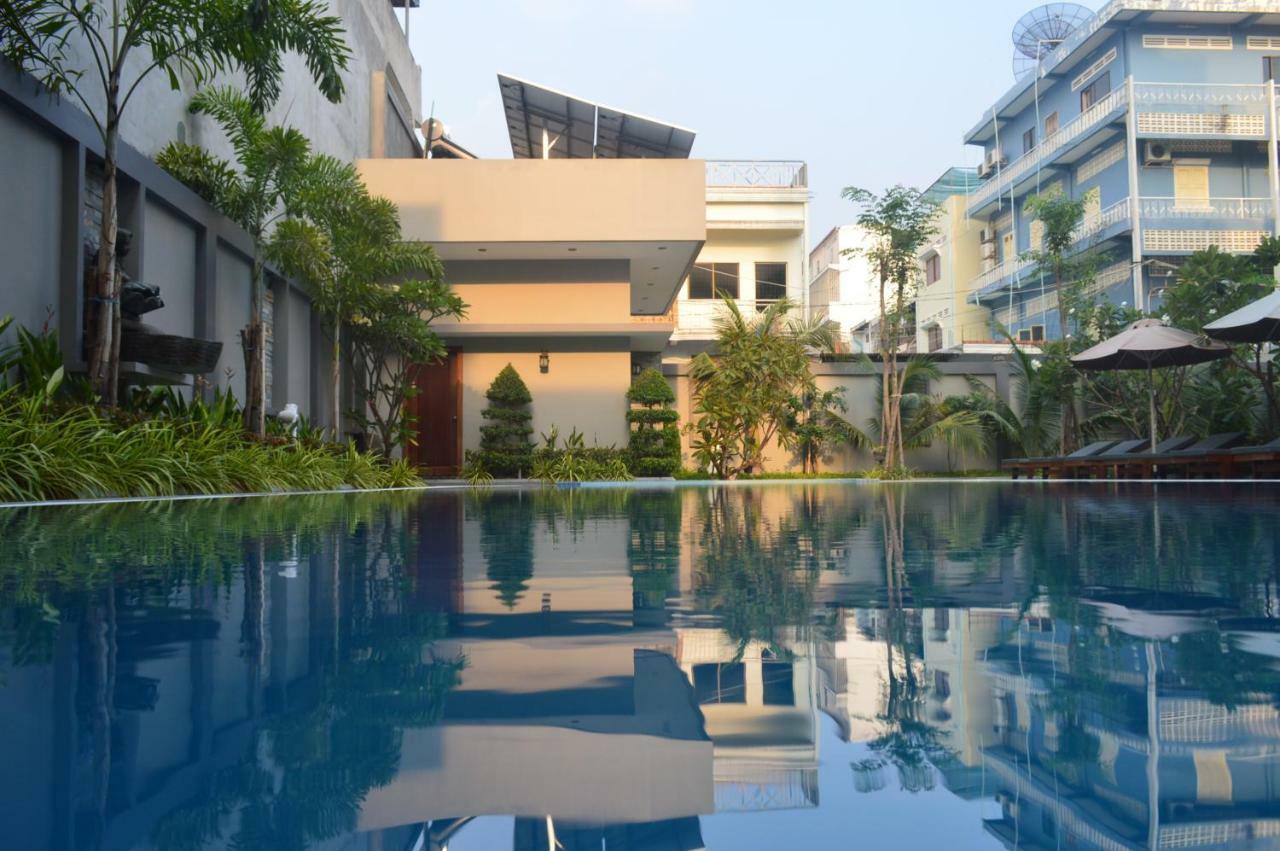 Holiday Hotel Battambang Kültér fotó