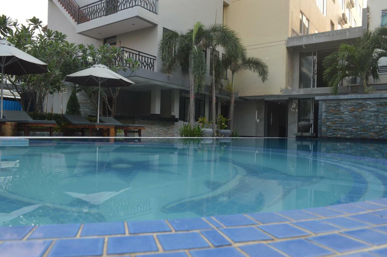 Holiday Hotel Battambang Kültér fotó