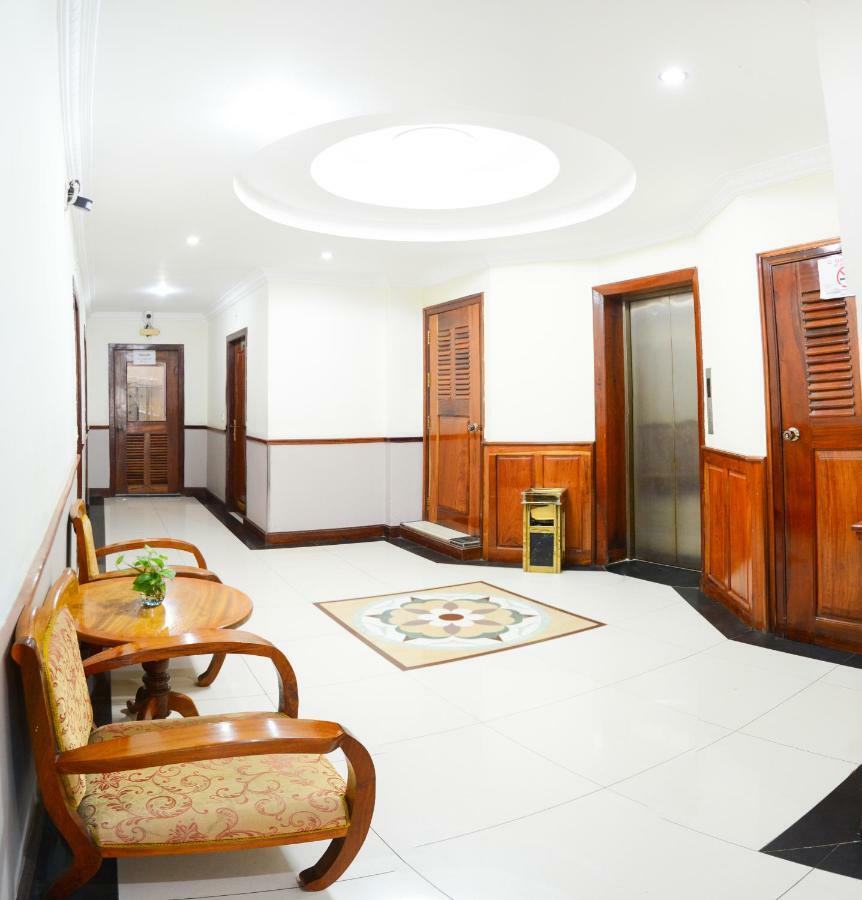 Holiday Hotel Battambang Kültér fotó
